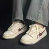 Coincidencia de Color Estrella Diseño Cómodo Casual Deportivo Primavera 2024 Nuevos Tenis Color Crema de Queso para Mujer Zapatos Blancos Versátiles