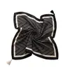 Nuevo bufanda de algodón y lino con flecos, patrón de espiga de los años 70, para otoño e invierno, para mujer, pañuelo para la cabeza de moda, bufanda para el cuello, chal pequeño versátil, chal de cuero, bufanda