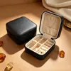 Caja de Joyería Portátil de Fábrica Original con Espejo Lujo Ligero Sensación de Gama Alta Caja de Accesorios Caja de Almacenamiento para Pulseras de Cristal Collares Pendientes Venta al por Mayor