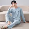 Pijama de algodón puro para hombre, nueva colección primavera/otoño 2026, ligero, manga larga, diseño simple, talla grande, adecuado para usar en casa o como ropa de exterior