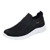 Tênis Esportivos Atacado Transfronteiriço Sapatos Masculinos Novo Estilo Respirável Confortável Slip-On Sapatos Casuais Sapatos de Tecido Malha Leve Sapatos Masculinos