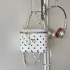 Bolsa de Bolinhas Nova Outono 2026 Bolsa Transversal Fashionável Versátil Bolsa Caixa de Mão Exquisita Bolsa Quadrada Pequena Bolsa Feminina no Atacado