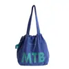 Bolsa de Grande Capacidade para Mulheres, Design de Ombro Único com Cordão, Bolsa Grande com Estampa de Letras, Bolsa Saco Retrô Casual Versátil de Nylon