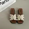 Sandalias de perlas estilo francés sin cordones para mujer, nuevas para el verano de 2026, con suela gruesa, tacón de cuña, antideslizantes, adecuadas para vacaciones y para combinar con faldas.