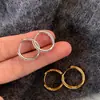 Pendientes de Aro Lisos de Circonita Estilo Francés Minimalista para Mujer, Nuevo Diseño Popular de Nicho, Lujo Ligero con un Estilo Fresco, Pendientes Microincrustados para Mujer