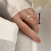 Anillo Abierto Apilado Combinado de Lujo Ligero de Perlas para Mujer con Lazo Nicho de Alta Gama Refinado para Verano