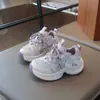 Zapatos Casuales de Princesa para Niñas 2026 Otoño Nuevos Zapatos Deportivos Transpirables Suela Suave Antideslizantes Modernos Zapatos de Papá para Niños