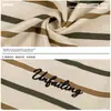Camiseta de corte holgado con cuello redondo y manga corta, con bordado de raya horizontal verde, estilo unisex para ir al trabajo, Suministro de Ropa para Hombre