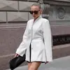 2026 Novo Blazer Slim Fit Tridimensional Abotoado Estilo Europeu e Americano para Outono, Top Versátil Elegante e Fashion para o Trabalho