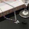 Cadena para clavícula de doble capa con estrella Awn y mariposa de estilo japonés y coreano para mujer, nuevo collar de moda con temperamento de celebridad de Internet, accesorios para collares al por mayor