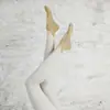 Venta directa de fábrica de calcetines de yoga, calcetines de cinco dedos, calcetines de fitness, calcetines para deportes de interior y calcetines específicos para Pilates. Están hechos de algodón, son cortos y ofrecen un excelente agarre y flexibilidad.