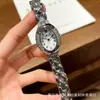 Kajia Transfronterizo Más Vendido Reloj de Pulsera para Mujer con Cadena de Corazón Hueco Moda Estudiante Reloj de Pulsera Exquisito Compacto Reloj de Cuarzo con Forma de Corazón