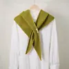 Chal Cruzado de Punto de Color Sólido Estilo Primavera y Otoño para Mujer, Bufanda Triangular de Imitación Cachemir, Ropa de Ambiente Estilo Coreano, Adecuado para Habitaciones con Aire Acondicionado