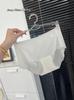 Roupa íntima feminina de seda de gelo ultrafina sem costura para o verão, anti-pinçamento nos quadris, virilha antibacteriana de seda de amoreira, calcinha máscara feminina invisível