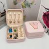 Joyero con letras creativas, portátil, estilo ins, para viajes, anillos, pendientes, collares, pendientes, caja de almacenamiento de joyas para las orejas