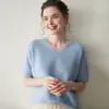 Camiseta de Verano Nueva de Lana Fina con Cuello en V y Manga Corta para Mujer, Hombro Normal, Top Delgado de Punto Cachemir, Estilo Europeo y Americano