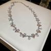 Colar Quadrado com Pérola e Cravejado de Diamantes Corrente de Clavícula Retrô Francês Versátil Colar de Luxo Leve Elegante Colar