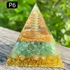 Pirâmide de bola de cristal natural de 8cm Ornamento de mesa de escritório europeu e americano Artesanato de pirâmide de resina para yoga e meditação