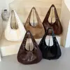 Bolsa de hombro tipo tote retro de moda estilo americano con tachuelas para mujer, para principios de otoño, gran capacidad, lujo ligero, de alta gama