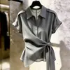 Elegante camisa con cinturón 2026 verano manga corta cuello camisero corte entallado top elegante para ir al trabajo y uso versátil para mujer