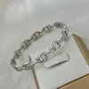 Pulsera de Acero Inoxidable Fundido Flor Corazón Pulsera de Nariz de Cerdo Hueca Lujo Ligero Perforación de Puntos Pulsera para Mujer Impermeable