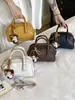 Bolso de Mano Simple Tipo Boston de Moda Verano 2026 Transfronterizo para Mujer, Bolso de Hombro Cruzado Elegante y Chic