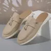 Chinelos 2025 Primavera Novo Feminino Baotou Meio Chinelo Para Usar Fora Mule Sapato Preguiçoso Meio Chinelo Casual