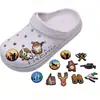 Serie de Caza Transfronteriza Dibujos Animados Temática de Cazador Charms para Zapatos de Goma Suave de PVC Accesorios Creativos de Decoración para Zapatos DIY