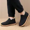 Sapatos de Tecido Novos Old Beijing de Inverno 2024 Masculino com Forro de Lã Espessados Resistentes ao Frio Quentes de Algodão Antiderrapantes Confortáveis Casuais Pai