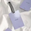 Novas Etiquetas de Roupas Femininas Estilo Fresco Roxo Personalizadas Espessadas com Película Brilhante Etiquetas de Roupas Design Feito Sob Medida Etiquetas de Roupas com Película Brilhante