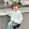 Sudadera para niña, ropa infantil con degradado para primavera y otoño, nuevo estilo 2026, top de manga larga a la moda para niñas