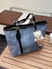 Bolsa Tote Retrô Transfronteiriça para Mulheres, Grande Capacidade, Novo Modelo 2026, Bolsa de Ombro com Relevo Vintage, Bolsa Versátil e de Luxo para Axila