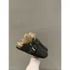 Zapatos peludos de suela gruesa, zapatos de algodón cálidos de felpa, slip-ons de punta cerrada para usar al aire libre, zapatos de invierno para mujer estilo Birkenstock de suela plana