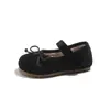 Zapatos de Algodón Coreanos para Niños de Otoño e Invierno con Lazo, Versátiles Zapatos de Princesa de Terciopelo para Niñas, Zapatos de Bebé Cálidos para Exteriores con Forro de Felpa