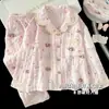 Nuevos Estilos de Primavera y Otoño para Niñas de Tallas Medianas y Grandes Pijamas Algodón Nube Sueltos Lindos Dibujos Animados Manga Larga Pantalón Largo Cárdigan Ropa de Casa