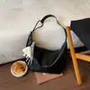 Bolsa Grande Simples de Couro Macio Feminina 2026 Nova Retro Casual Bolsa Transversal Estilo Coreano Ombro Único para Trabalho Bolsa Dumpling