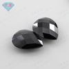 Huagang gema em forma de pêra preto dupla tartaruga superfície zircão pedra nua gota em forma de xadrez superfície preta zircônio CZ anel superfície atacado
