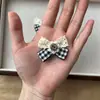 Cuadros Blanco y Negro Encaje Botón Lazo Accesorios Pasador Funda para Teléfono Celular Equipaje Zapatos Calcetines Accesorios de Ropa Accesorios DIY
