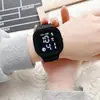 Comercio Exterior Venta Caliente Azul Klein ins Unicornio Estudiante Reloj Electrónico Hombres y Niñas Lujo Ligero Nicho Reloj de Pareja