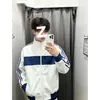 Sudadera cárdigan color block de tres rayas retro americana, nueva colección de otoño para hombre, corte holgado, deportiva y casual, con cuello alto, de algodón