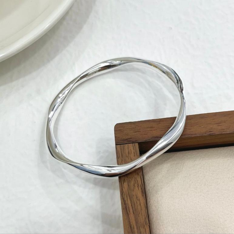 rBVBEcMM_m_69e809d300237588948