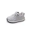 Zapatos Deportivos Infantiles Estilo Primavera/Otoño 2026 Zapatos Antideslizantes para Patinar Zapatos de Running para Niños Zapatos Cortez para Niñas Zapatos Blancos Campus para Bebé