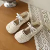 Sandálias Infantis Verão Novo Estilo de Moda Sapatinhos de Princesa para Bebê Menina Biqueira Fechada Sandálias Trançadas Vazadas Macias Antiderrapantes para Crianças Pequenas