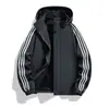 Jaqueta com Capuz Listrada de Cor Contrastante Masculina Primavera e Outono Soft Shell à Prova de Vento Moda Casal Roupa de Trabalho Jaqueta