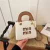 Bolsa de Hombro Cruzada Diana de Moda Extranjera de Alta Gama 2026 Colgante de Letra Bolso Pequeño de Mano Tote de Hombro Cruzado Transfronterizo para Mujer