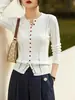 Cardigã de malha casual estilo coreano, que rejuvenesce, estilo "old money", com modelagem slim, para mulheres, branco, de botão único, manga longa, top elegante e que afina a silhueta, tendência