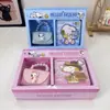 Caja de Regalo Set de Dibujos Animados de Snoopy Lindo Cuaderno de PU Pulsera de Perlas Combinación de Accesorios Caja de Regalo para Niñas y Estudiantes