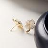 Pendientes de clip con forma de ojo de gato clásico, trébol de cuatro hojas, exquisitos pendientes de incienso con forma de mosquito para mujer, con agujeros para las orejas, pendientes avanzados de nicho.
