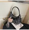 Bolsa Feminina Tendência de Nicho 2026 Novo Modelo Bolsa de Mão com Laço Bolsa Meia-Lua Xadrez de Ombro Transversal Bolsa Dumpling para Mulheres