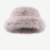 Sombrero de paja de cuero sintético de alta calidad para mujer invierno Nuevo estilo que estiliza la cara sombrero de pescador pequeño de felpa a prueba de frío protección para los oídos cálido sombrero de cubo moda